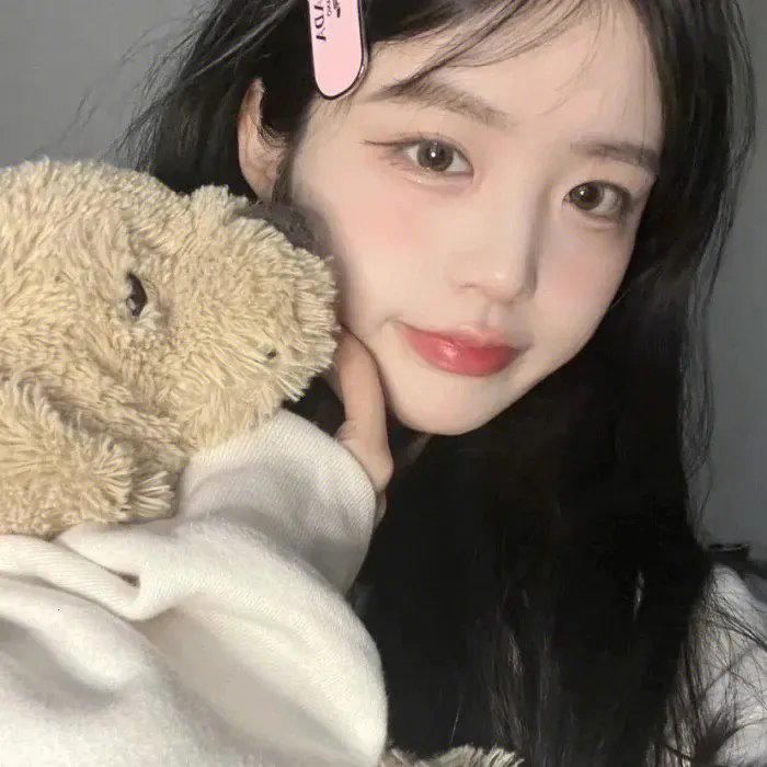 圈子里的男孩